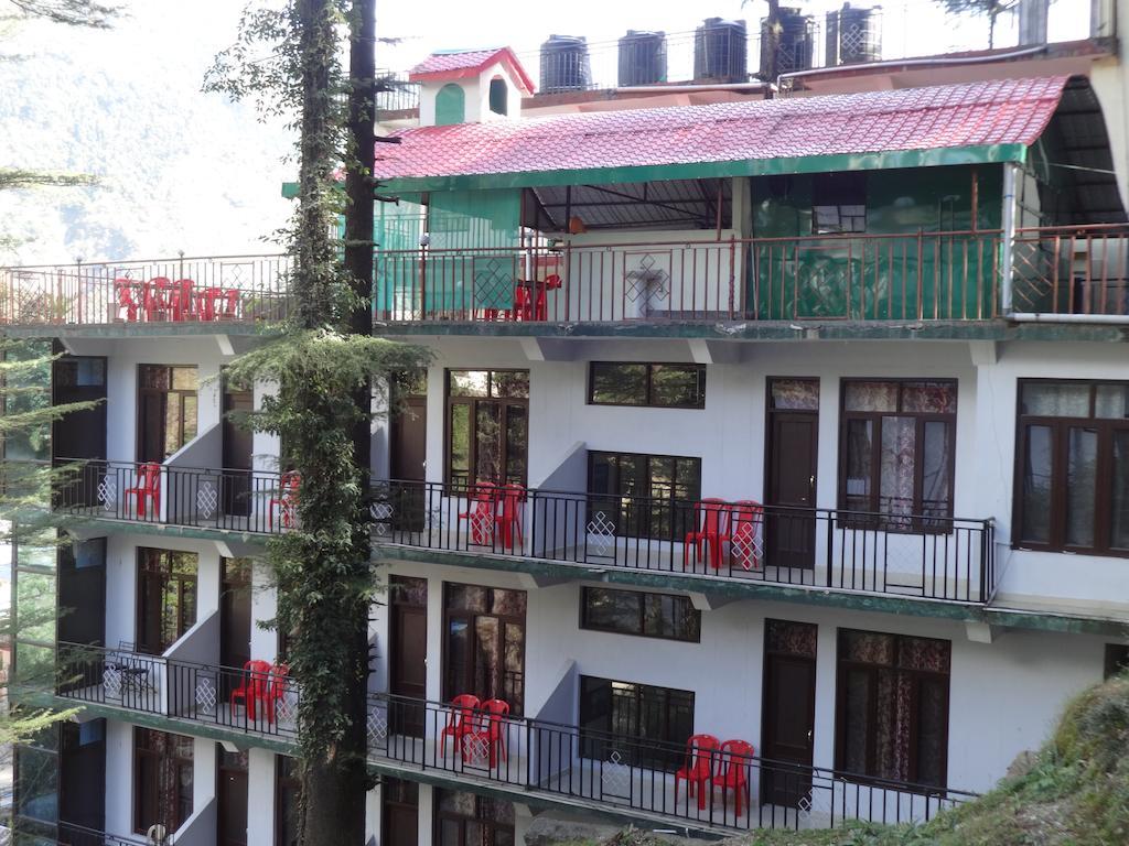 Hotel Kumar Residency Дхарамсала Екстериор снимка