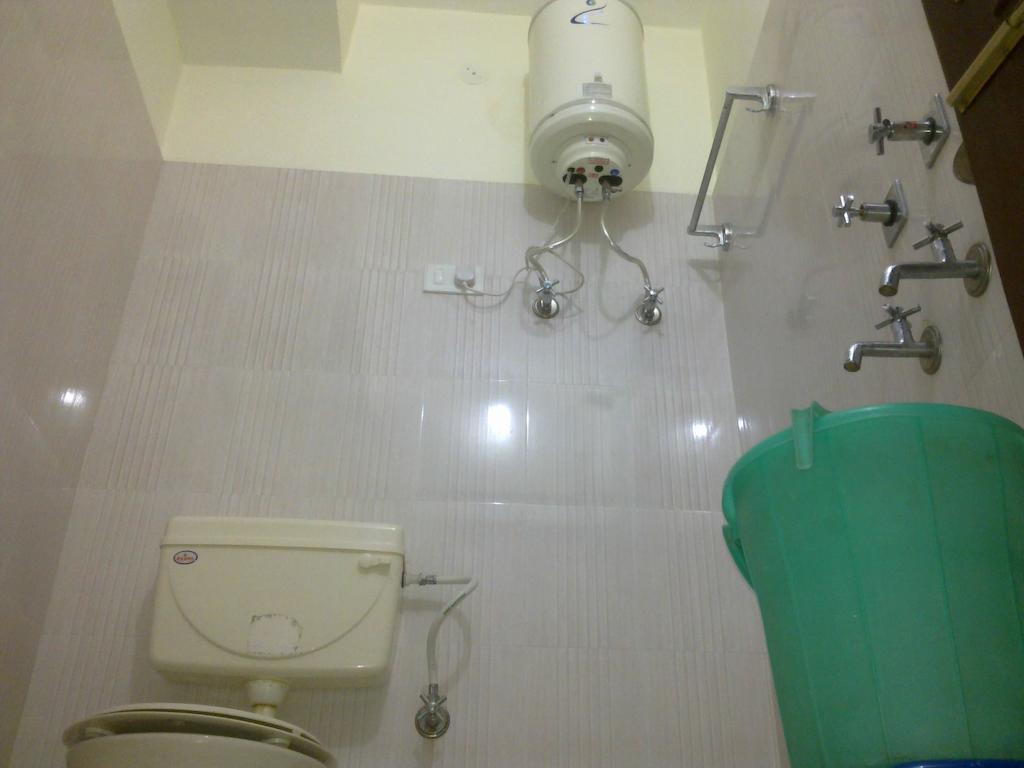 Hotel Kumar Residency Дхарамсала Екстериор снимка