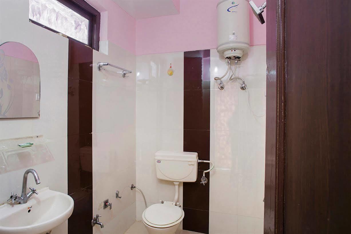 Hotel Kumar Residency Дхарамсала Екстериор снимка